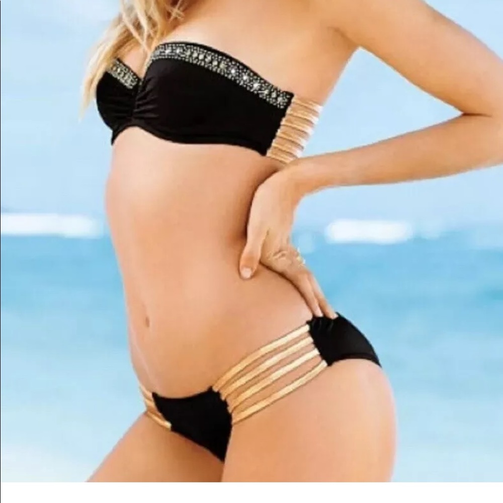 Victoria’s Secret 32D 36D Strapless Balconet